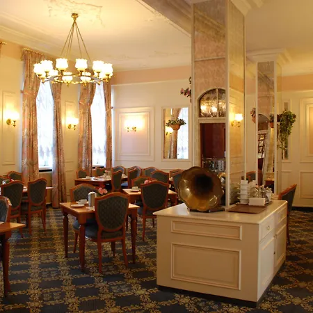 Hotel Rheinischer Hof Bad Soden 4*