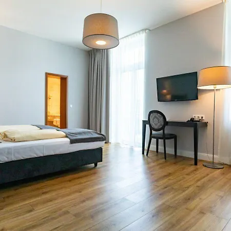 Rheinischer Hof Bad Soden Hotell 4*