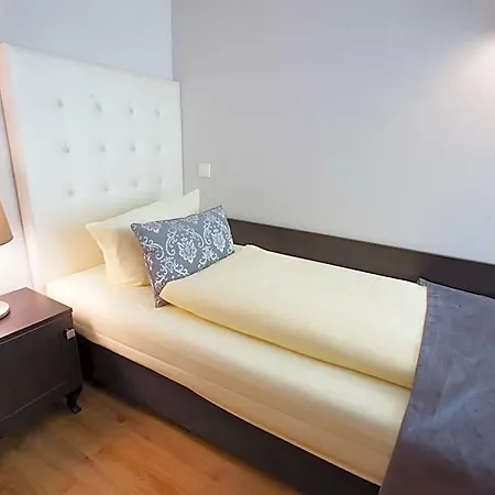 Rheinischer Hof Bad Soden 4*