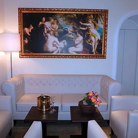 Hotel Rheinischer Hof Bad Soden 4*