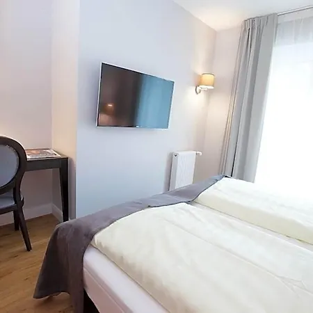 Rheinischer Hof Bad Soden Hotel 4*