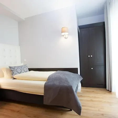 Rheinischer Hof Bad Soden 4*