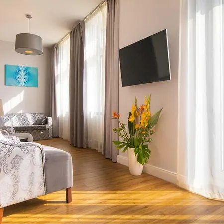 Hotel Rheinischer Hof Bad Soden 4*