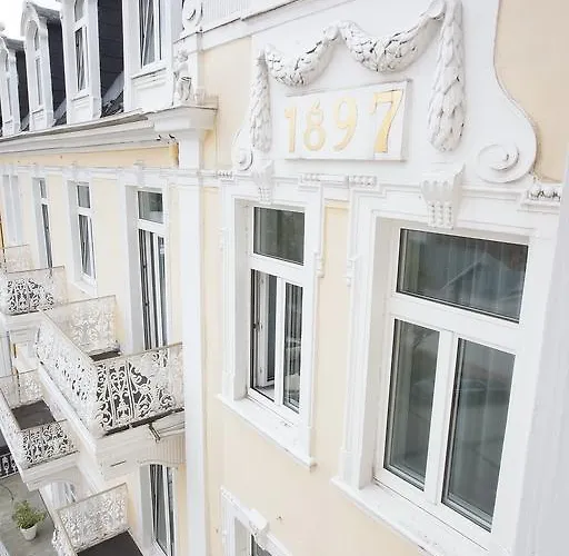 라인니셔 호프 바트 조덴 호텔 4*