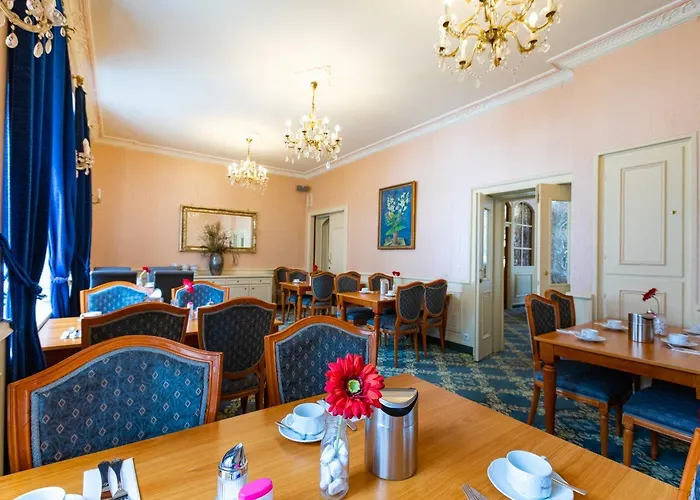 라인니셔 호프 바트 조덴 4*