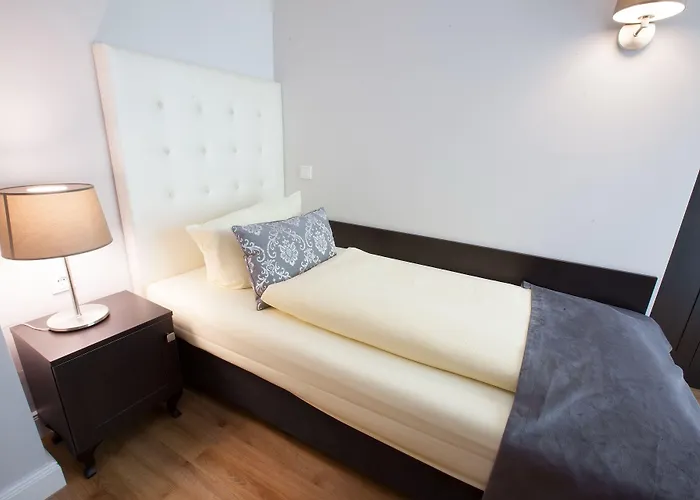 호텔 라인니셔 호프 바트 조덴 4*