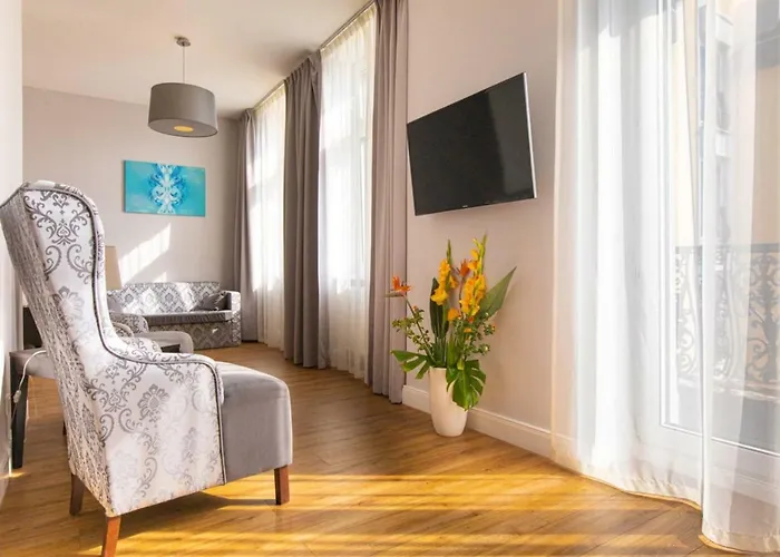 호텔 라인니셔 호프 바트 조덴 4*